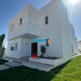  VILLA AVEC PISCINE À MEZRAYA DJERBA ZA - RÉF V620