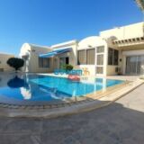 GRANDE MAISON EN ZONE TOURISTIQUE DJERBA ZT - RÉF V590