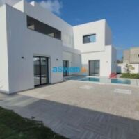  VILLA AVEC PISCINE À MEZRAYA DJERBA ZA - RÉF V620